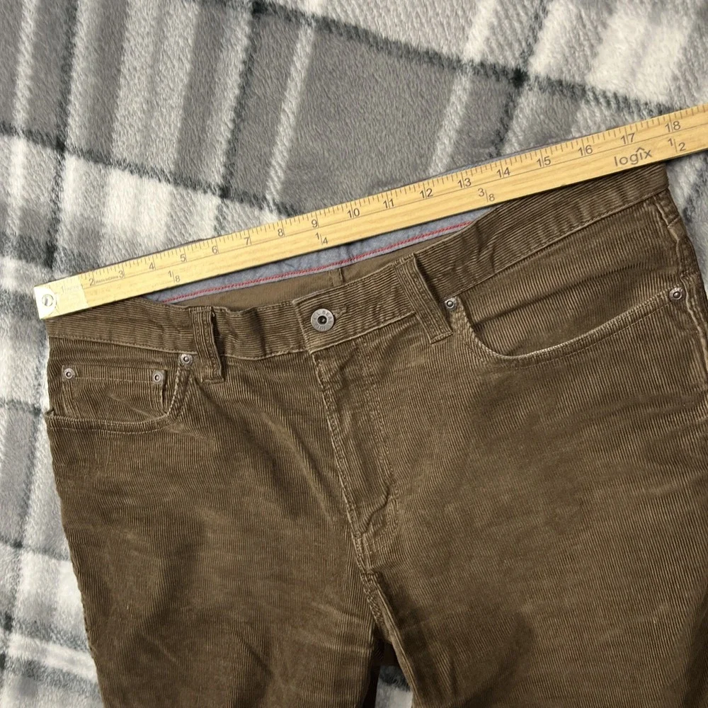 L.L.Bean Corduroy Pants Size 35x34 Standard Fit Brown Casual Straight Leg 502837 - Picture 4 of 8